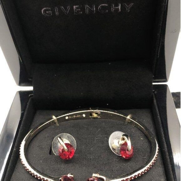 Givenchy jewelry set – bracelet & earrings – NIB Gift Ready Condition - Picture 5 of 8